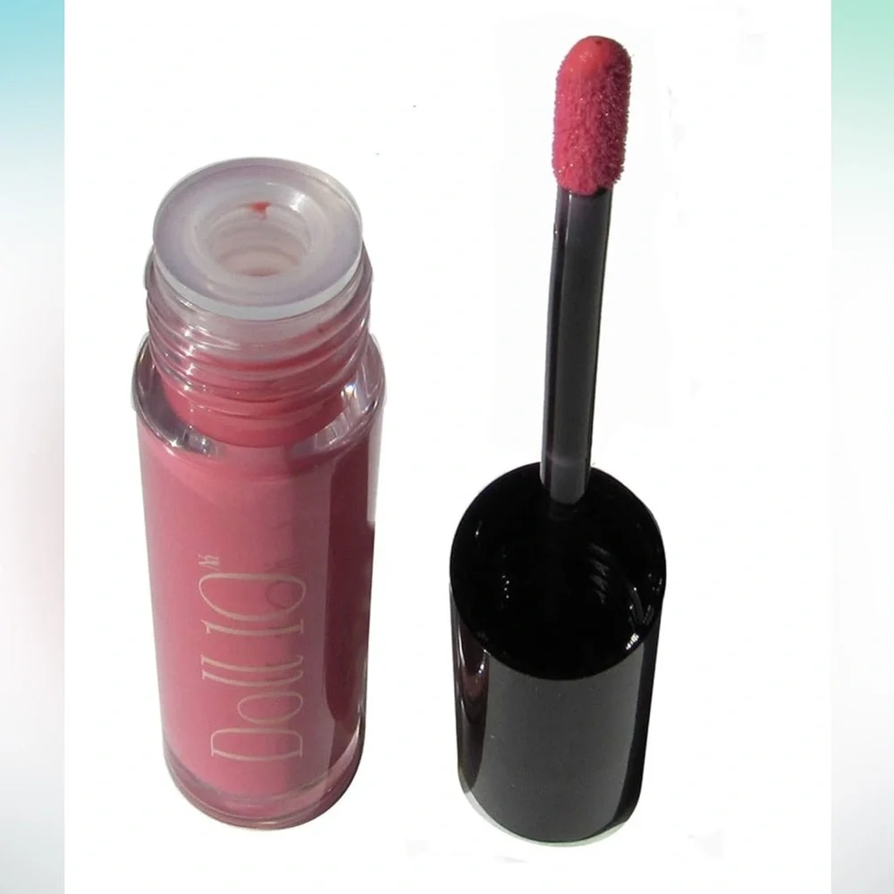 Doll 10 Lip Set of 2: Liquid Lipstick Celeb & Lipstick So Chic
